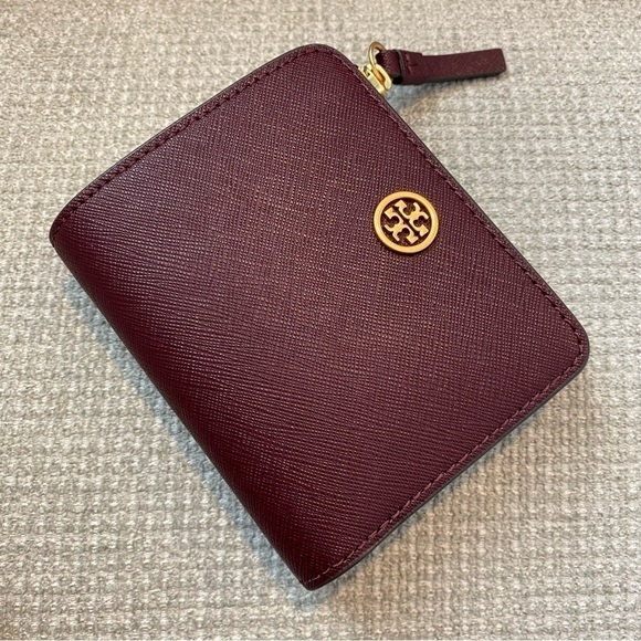 Tory Burch Mini Wallet - Picture 4 of 16